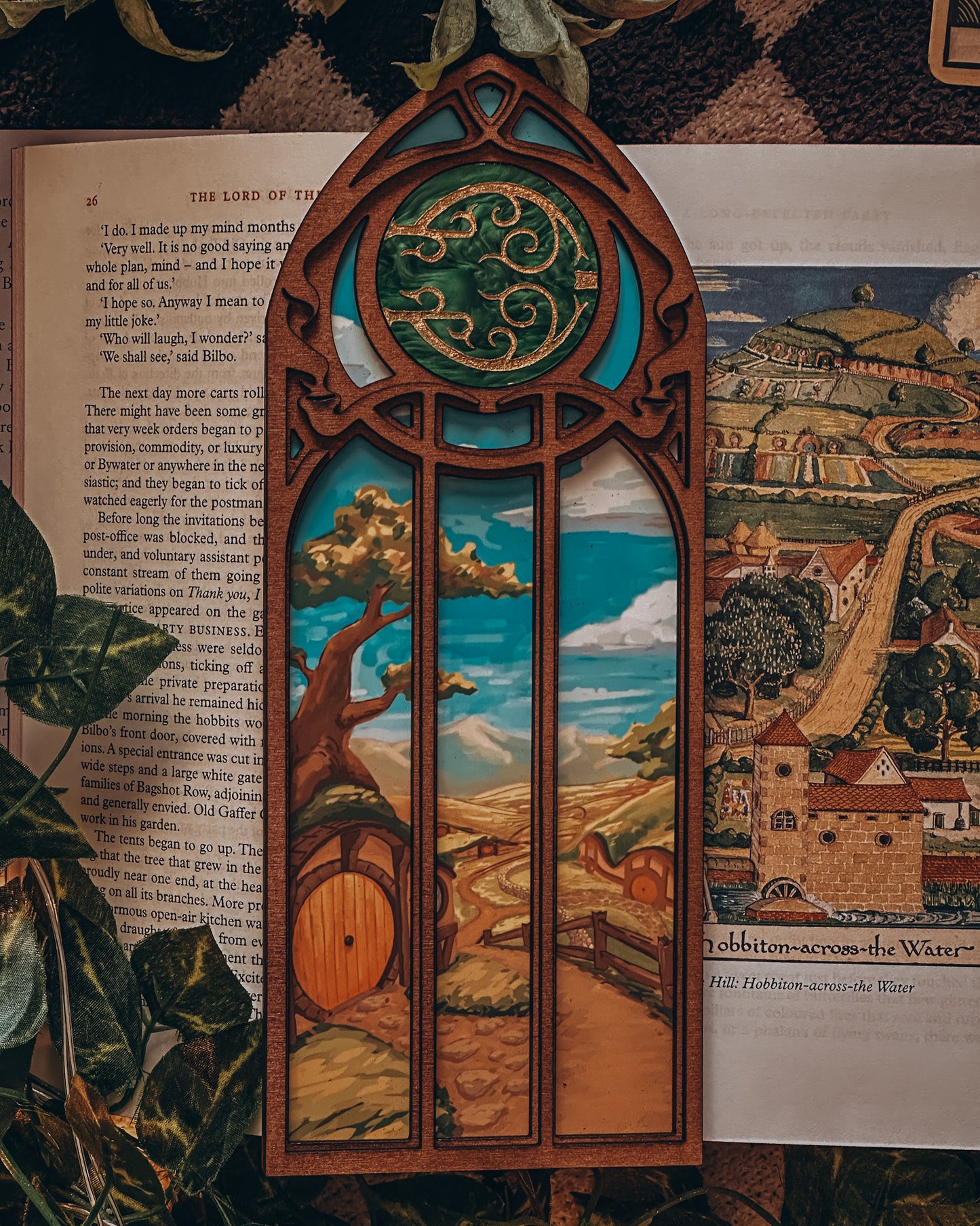 Halfling Hills - Fantasy Window *PREORDER*
