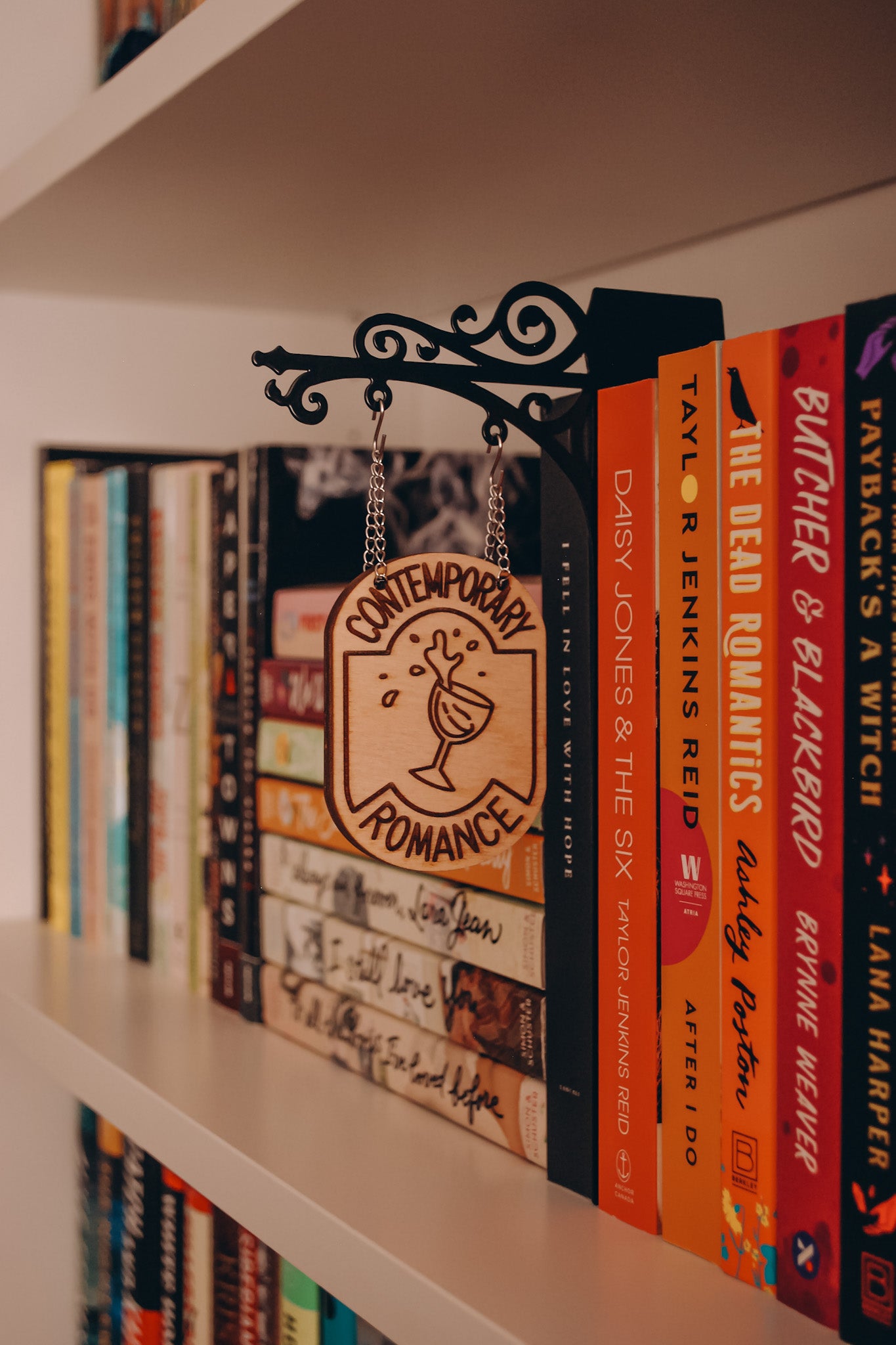 "Contemporary Romance" Bookshelf Tavern Sign *PREORDER*