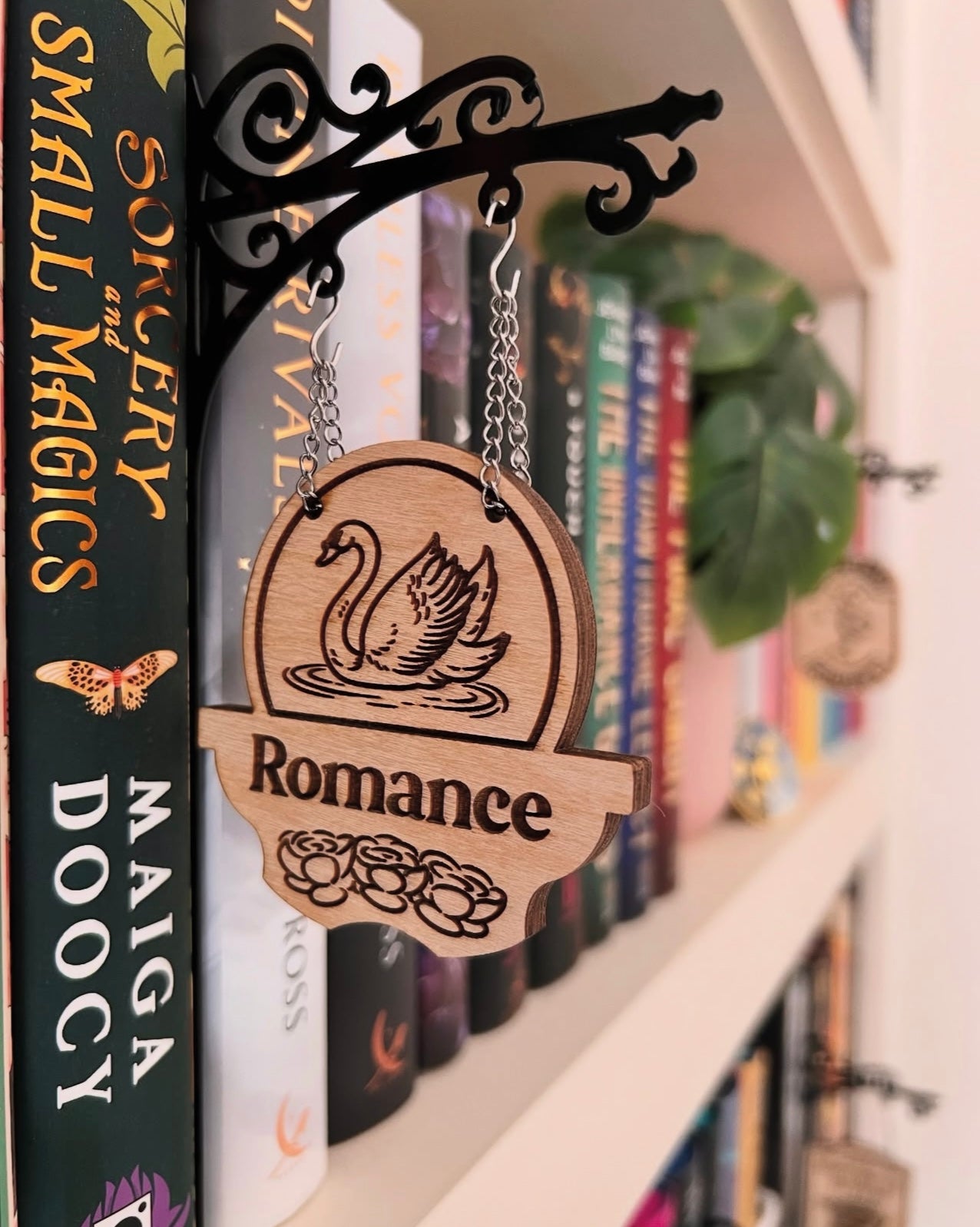 "Romance" Bookshelf Tavern Sign
