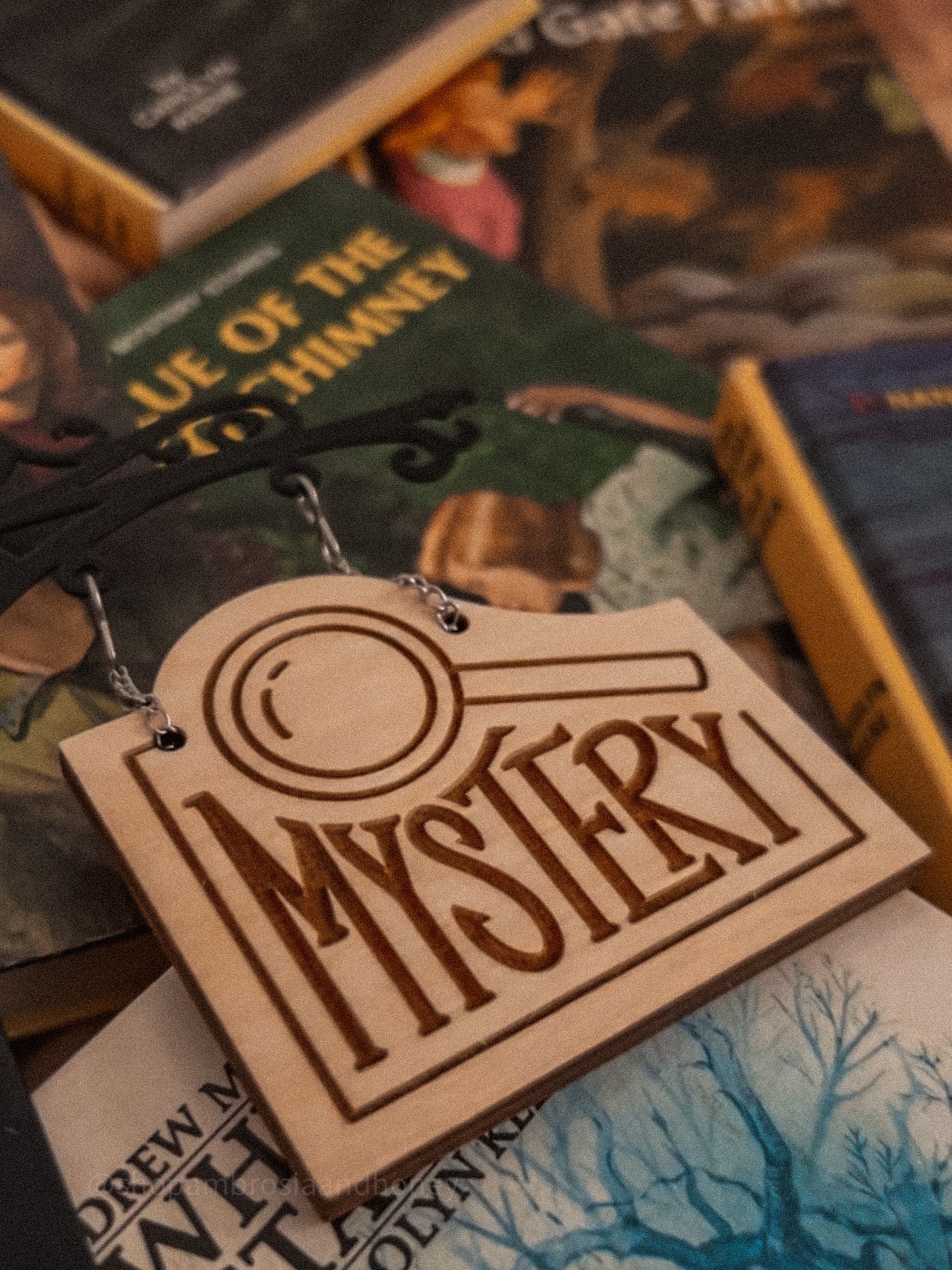 "Mystery" Bookshelf Tavern Sign *PREORDER*