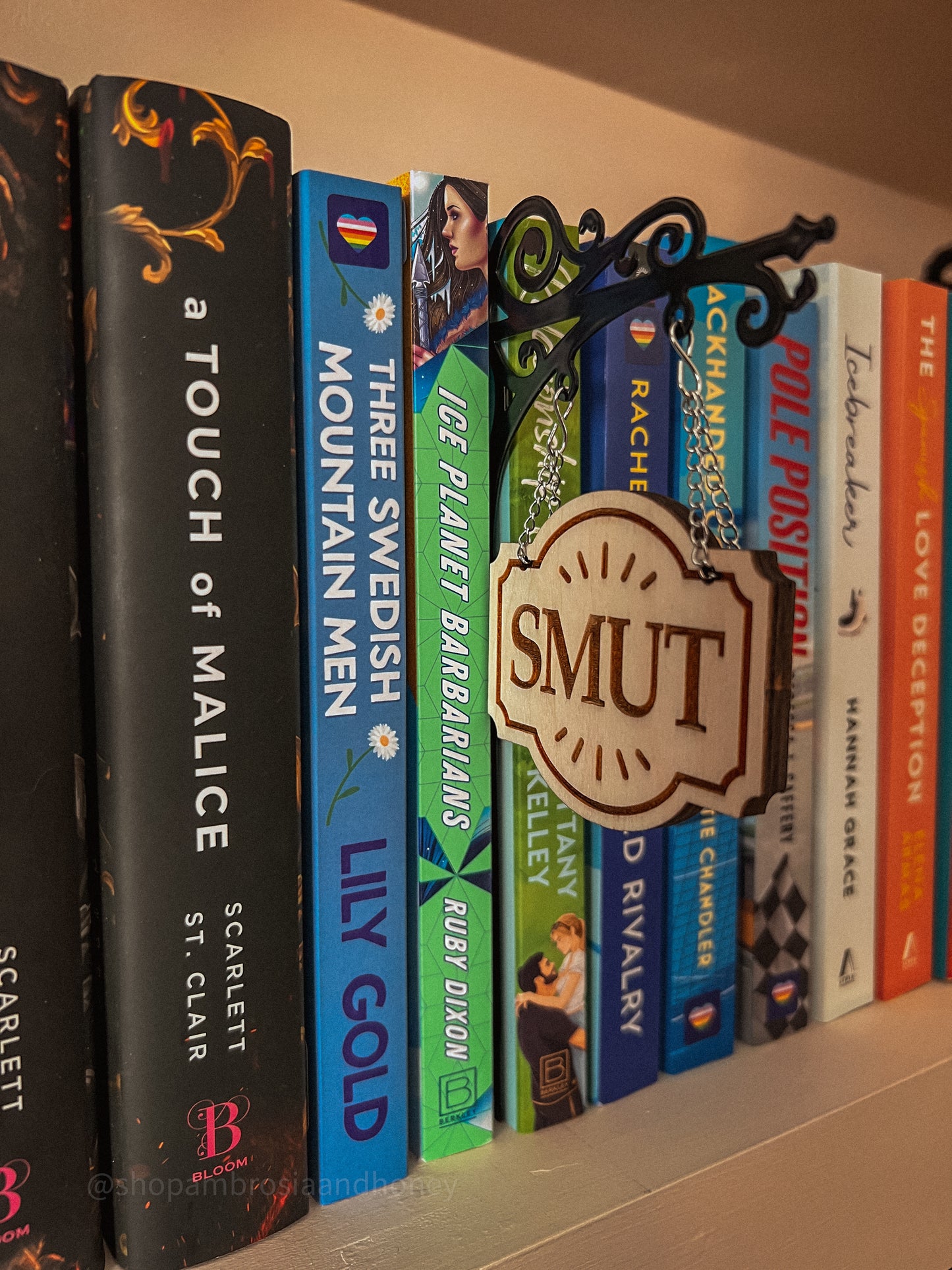 "Smut" Bookshelf Tavern Sign *PREORDER*