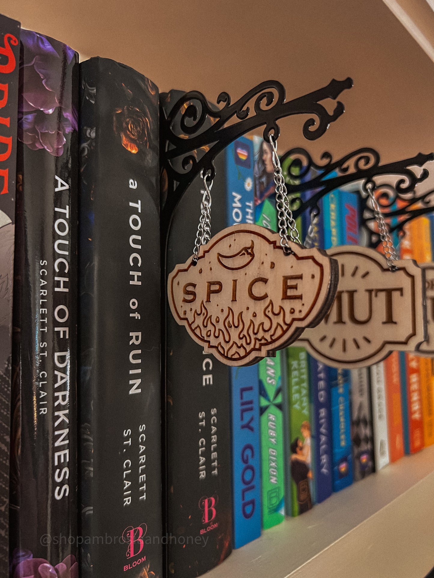 "Spice" Bookshelf Tavern Sign *PREORDER*