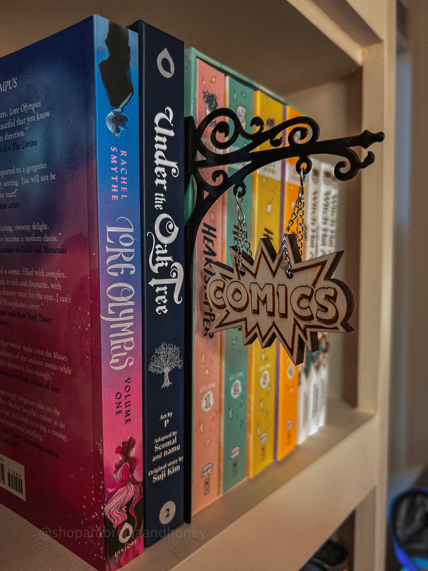 "Comics" Bookshelf Tavern Sign *PREORDER*